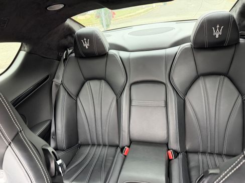 Used 2018 Maserati GranTurismo Sport image 10