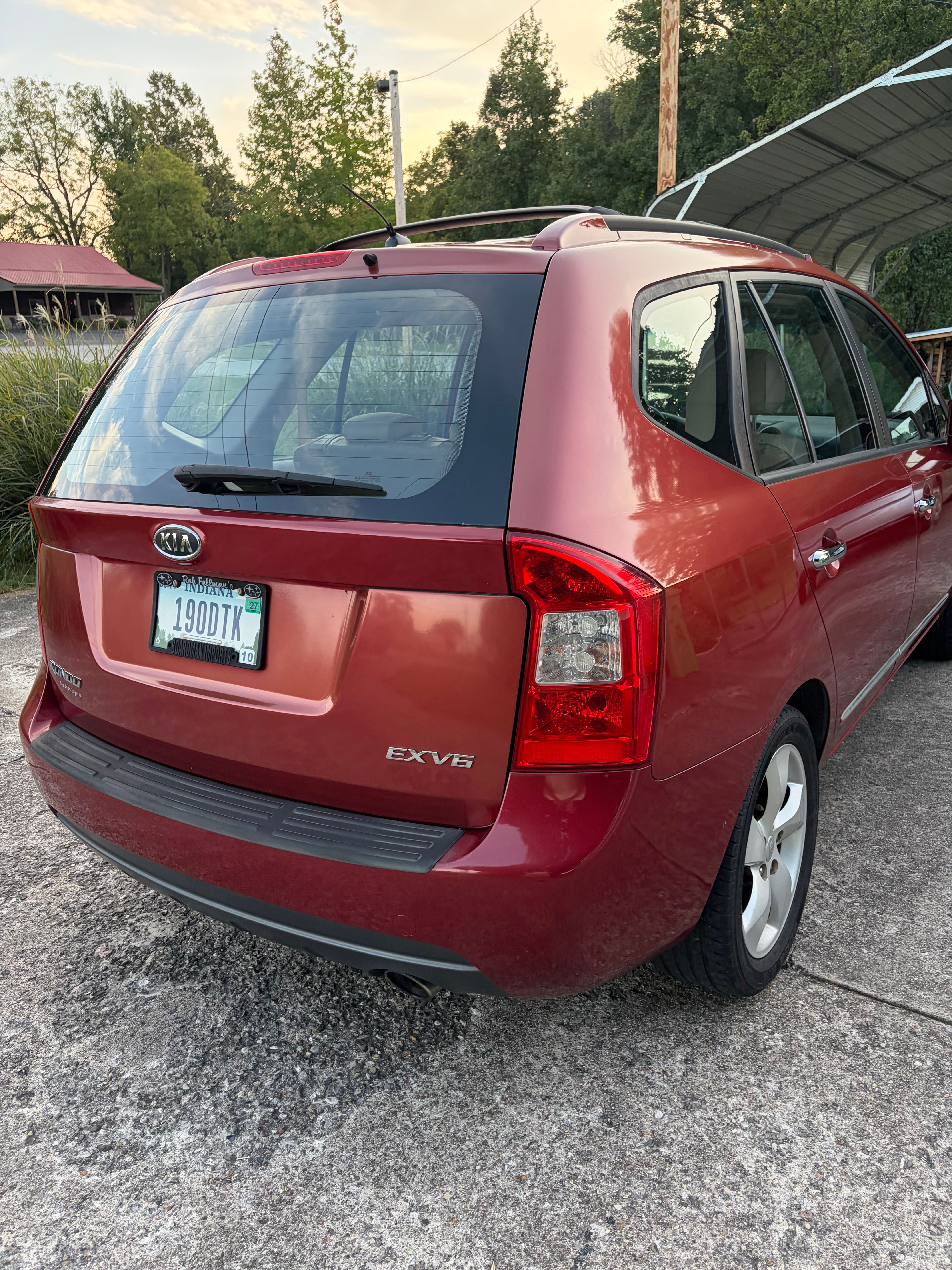 Used 2007 Kia Rondo EX w/ Premium Pkg FWD image 22