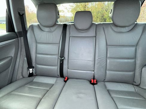 Used 2004 Porsche Cayenne S image 19