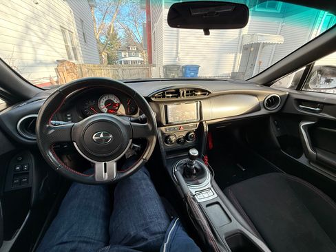 Used 2013 Scion FR-S image 24