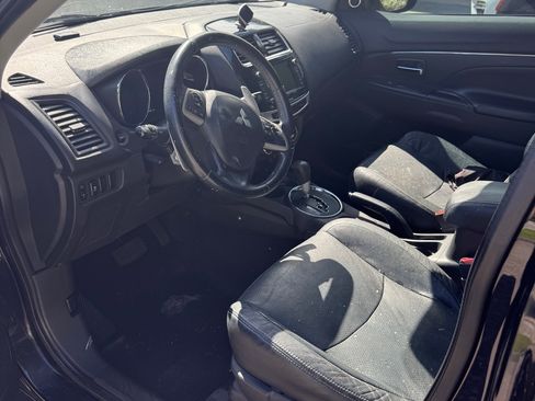 Used 2015 Mitsubishi Outlander Sport SE FWD image 5