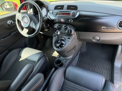Used 2015 FIAT 500 Sport w/ Sport Appearance Group FWD image 9
