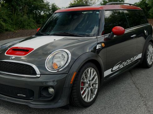 Used 2012 MINI Cooper Clubman John Cooper Works FWD image 1
