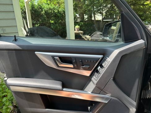 Used 2014 Mercedes-Benz GLK 350 4MATIC image 14