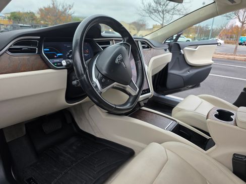 Used 2018 Tesla Model S 100D image 12
