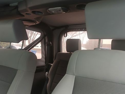 Used 2010 Jeep Wrangler Sport image 16