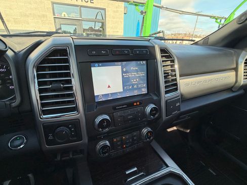 Used 2017 Ford F350 Platinum w/ Platinum Ultimate Package image 11