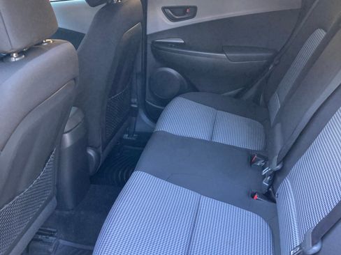 Used 2020 Hyundai Kona SE image 11