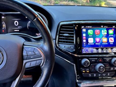 Used 2020 Jeep Grand Cherokee Limited image 6