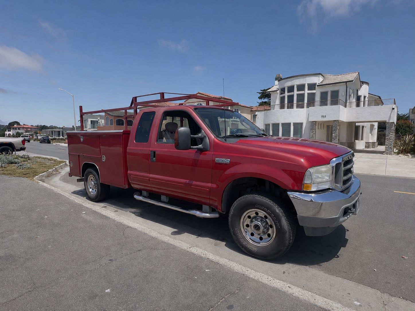 Used 2003 Ford F250 XLT AWD/4WD image 2