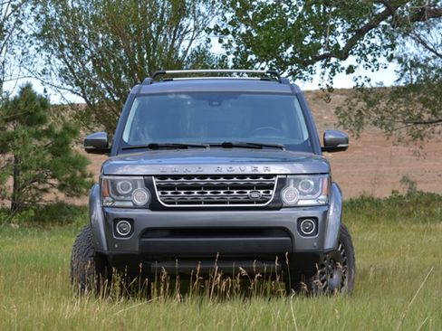 Used 2016 Land Rover LR4 HSE Silver Edition AWD/4WD image 2