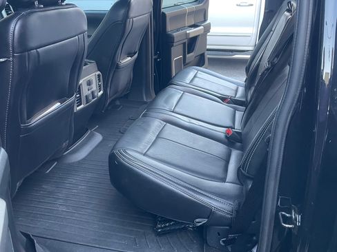 Used 2020 Ford F150 Lariat w/ Equipment Group 502A Luxury image 11