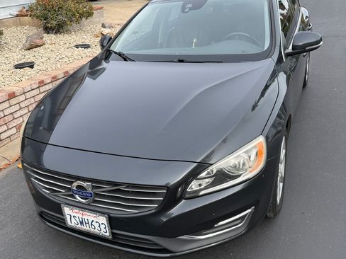 Used 2016 Volvo S60 T5 Premier image 2