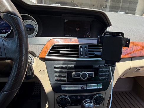 Used 2014 Mercedes-Benz C 300 4MATIC Sedan image 9