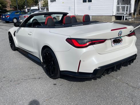 Used 2022 BMW M4 xDrive Competition w/ M Carbon Exterior Package image 27