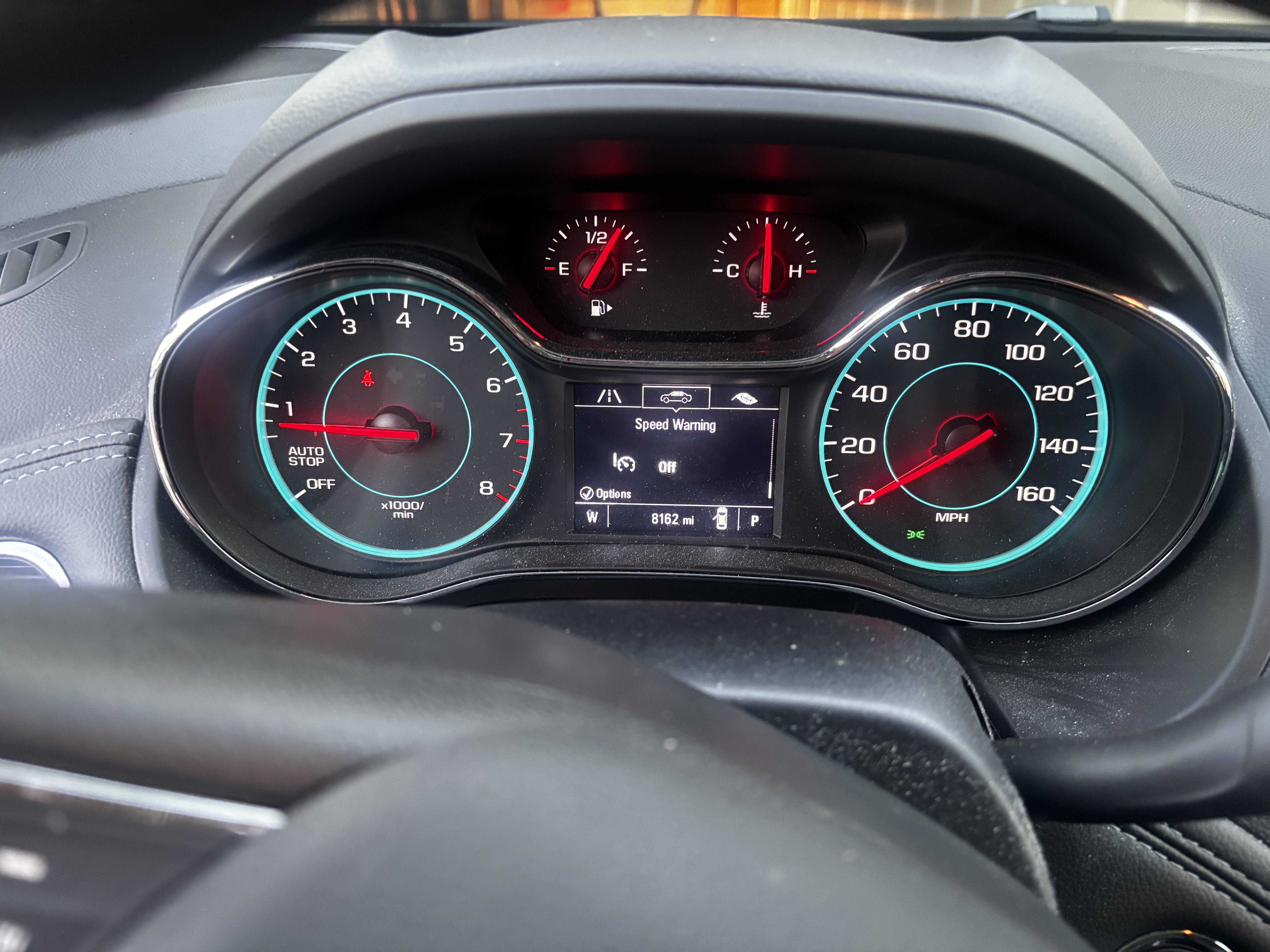 Used 2018 Chevrolet Cruze Premier w/ Enhanced Convenience Package FWD image 17