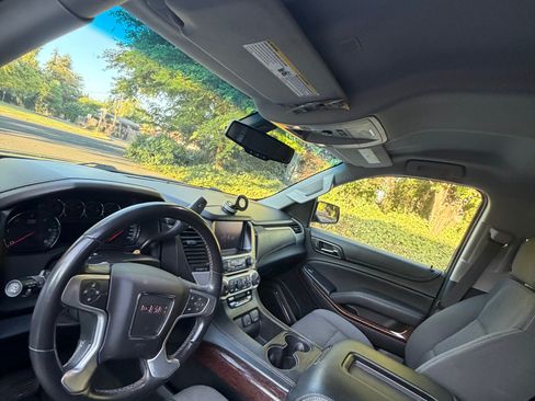 Used 2017 GMC Yukon SLE RWD image 17
