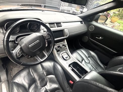 Used 2014 Land Rover Range Rover Evoque Pure Premium image 19