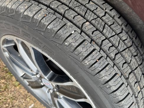 Used 2018 GMC Acadia Denali w/ Technology Package image 19