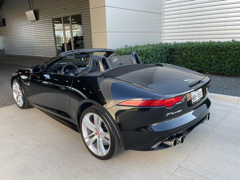 Used 2015 Jaguar F-TYPE S image 19