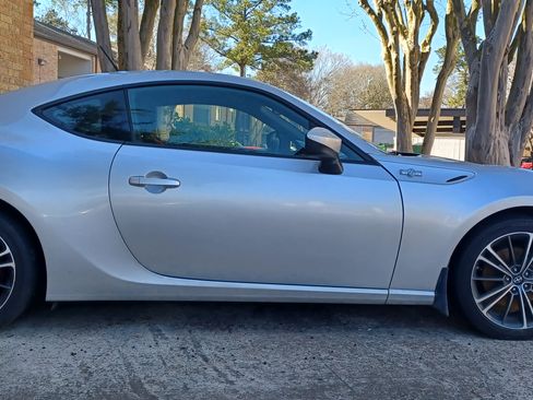Used 2013 Scion FR-S image 1