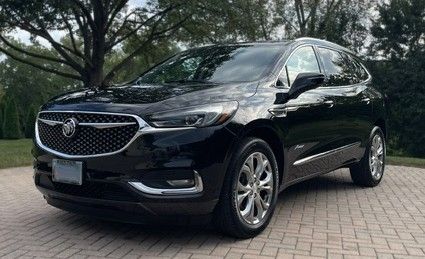Used 2018 Buick Enclave Avenir w/ Avenir Technology Package AWD/4WD image 14