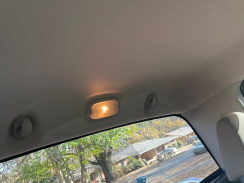 Used 2007 Dodge Ram 1500 Truck SLT image 8