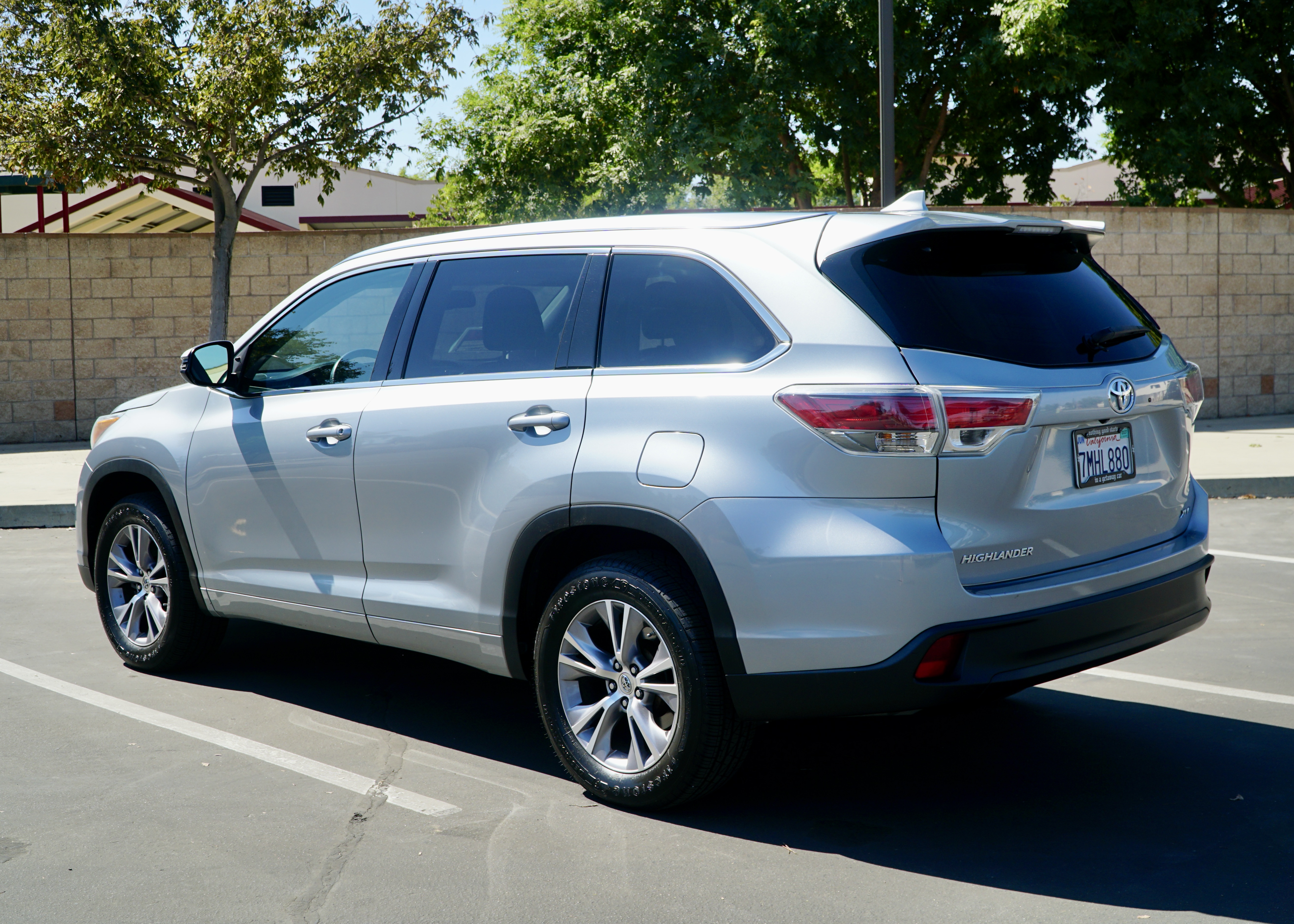 Used 2015 Toyota Highlander XLE FWD image 6