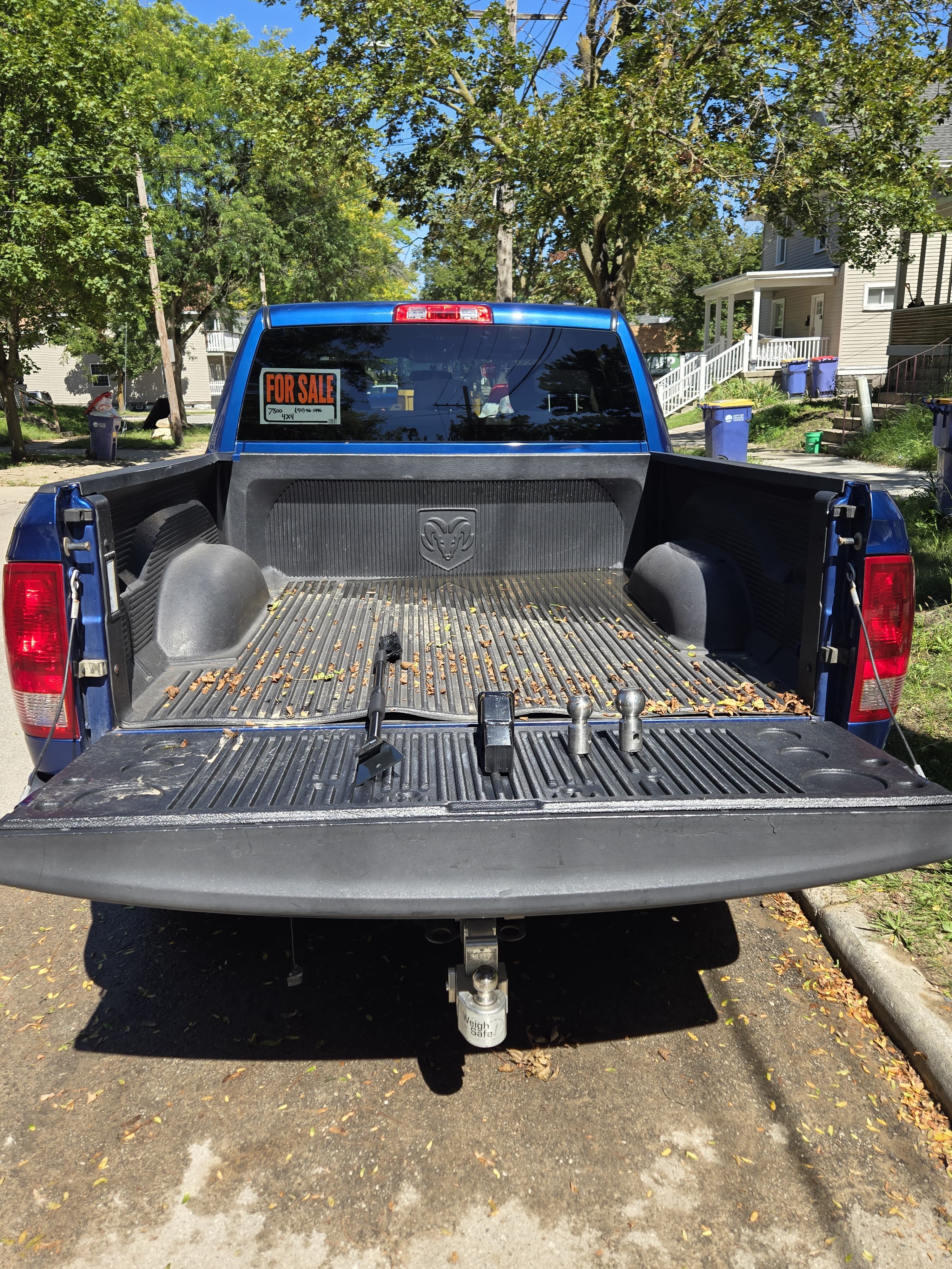 Used 2010 Dodge Ram 1500 Truck ST w/ SXT Appearance Group AWD/4WD image 8