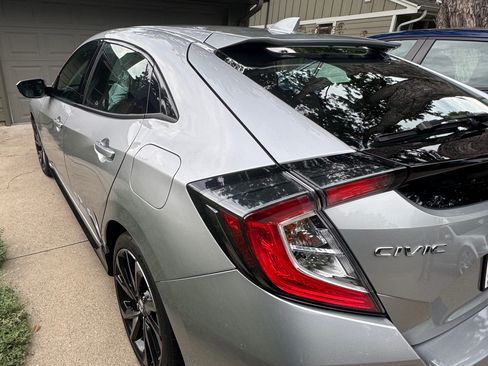 Used 2018 Honda Civic Sport image 6
