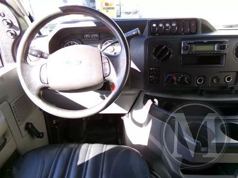 Used 2019 Ford E-450 and Econoline 450 Super Duty w/ Shuttle Bus Prep Package image 12