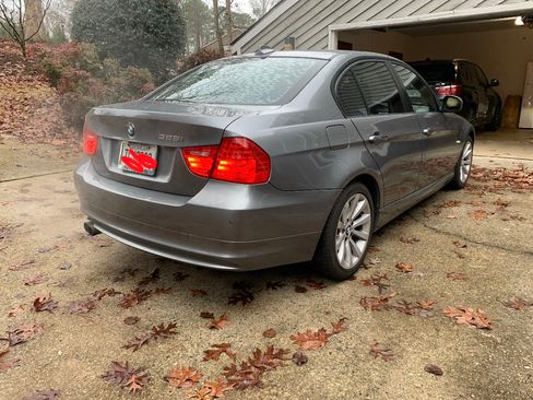 Used 2011 BMW 328i xDrive Sedan image 5