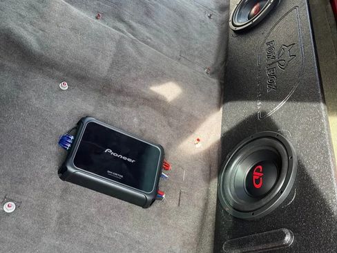 Used 2004 Chevrolet Silverado 2500 LS w/ Skid Plate Package image 12