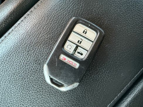 Used 2016 Honda Civic EX-L image 24