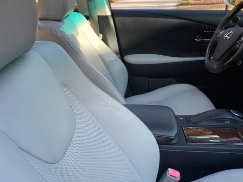 Used 2011 Lexus RX 450h AWD w/ Premium Pkg image 11