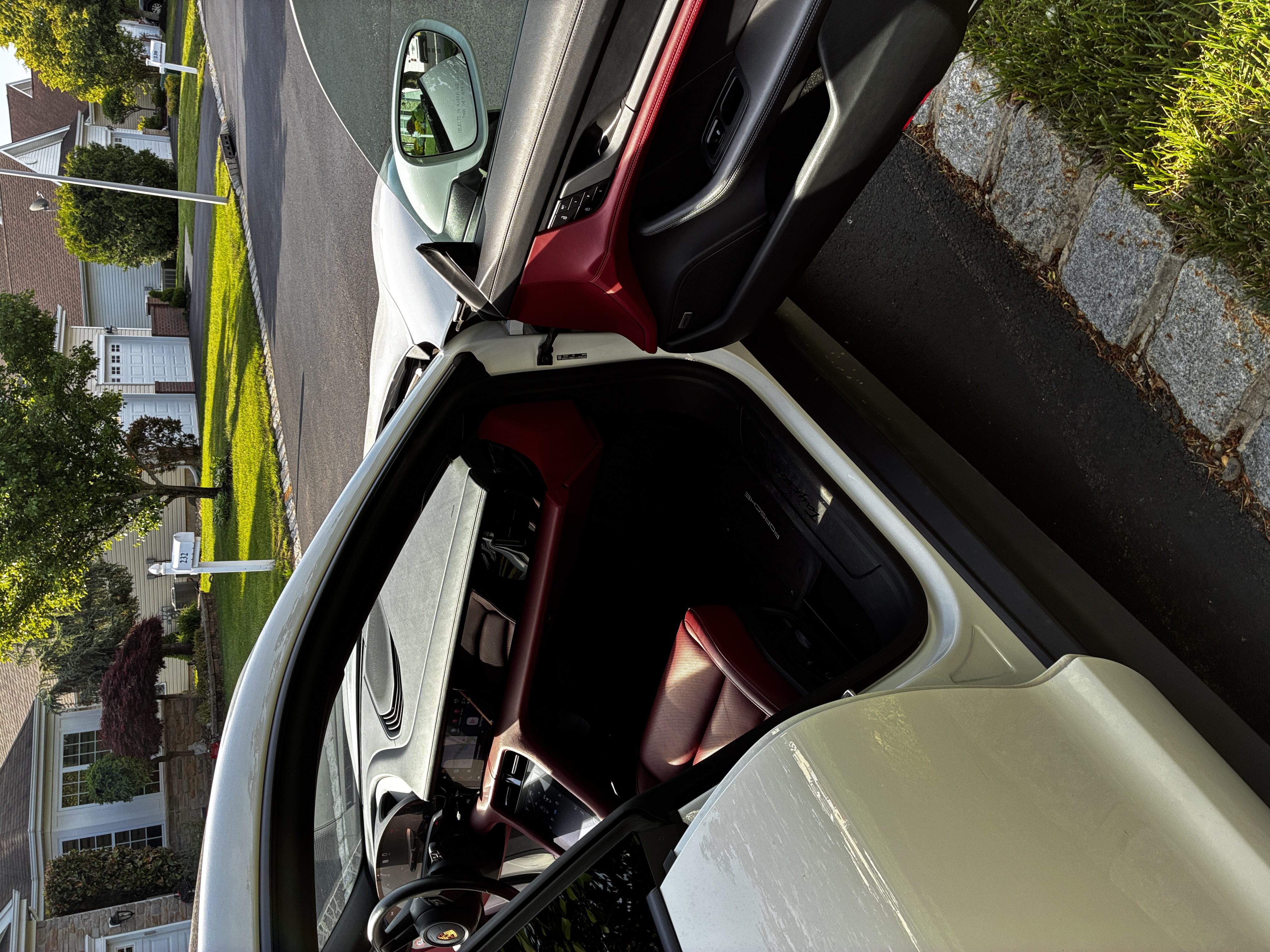 Used 2024 Porsche Taycan RWD image 5