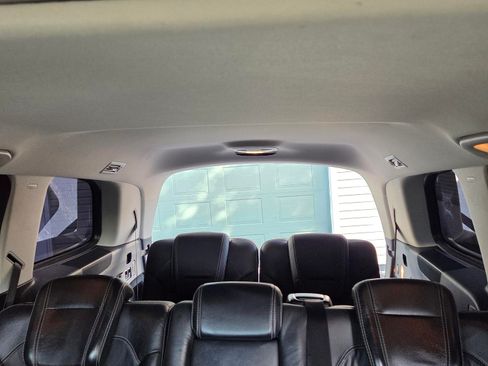 Used 2013 Mercedes-Benz GL 550 4MATIC image 6