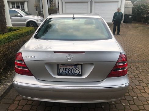 Used 2003 Mercedes-Benz E 320 Sedan image 15