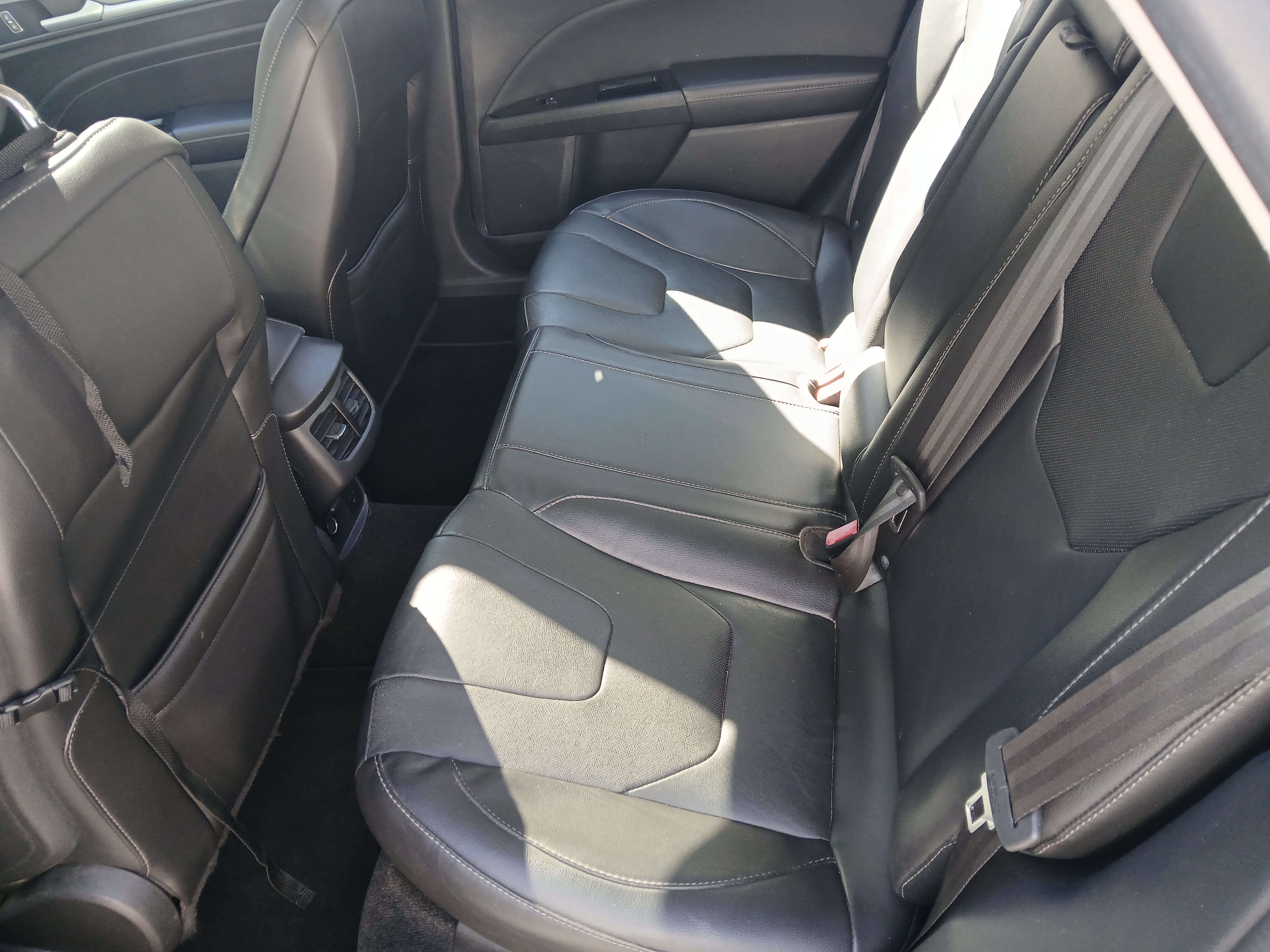 Used 2013 Ford Fusion Titanium w/ Titanium Driver Assist Pkg FWD image 10