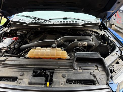 Used 2018 Ford F150 Raptor w/ Equipment Group 802A Luxury image 26