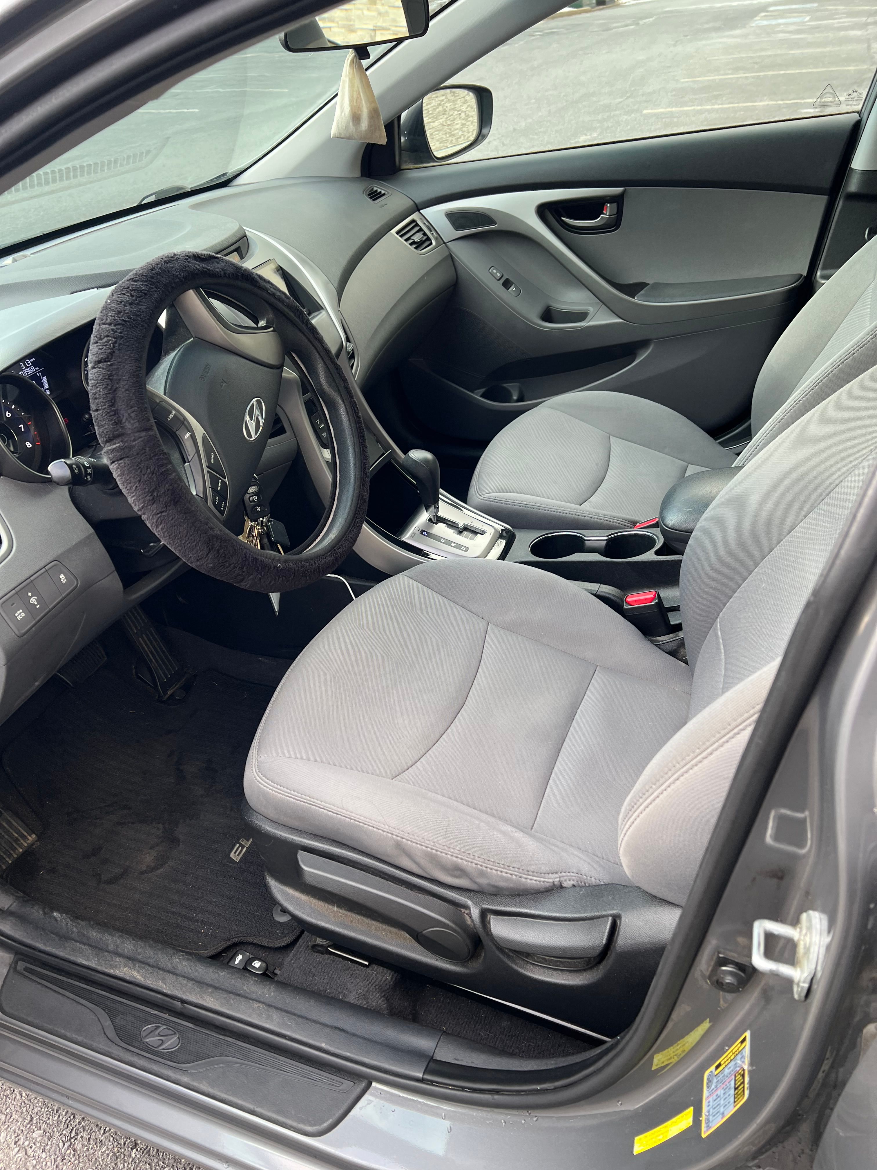 Used 2013 Hyundai Elantra GLS FWD image 11