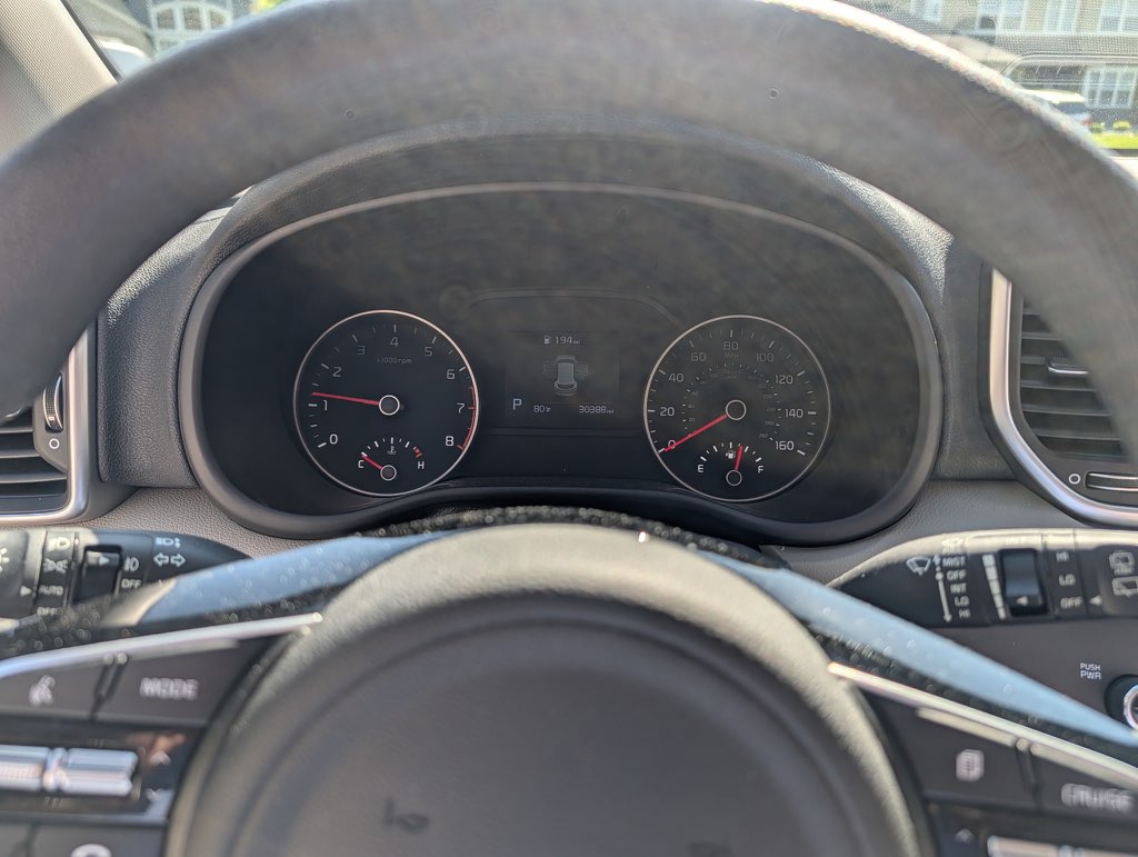 Used 2020 Kia Sportage LX AWD/4WD image 11