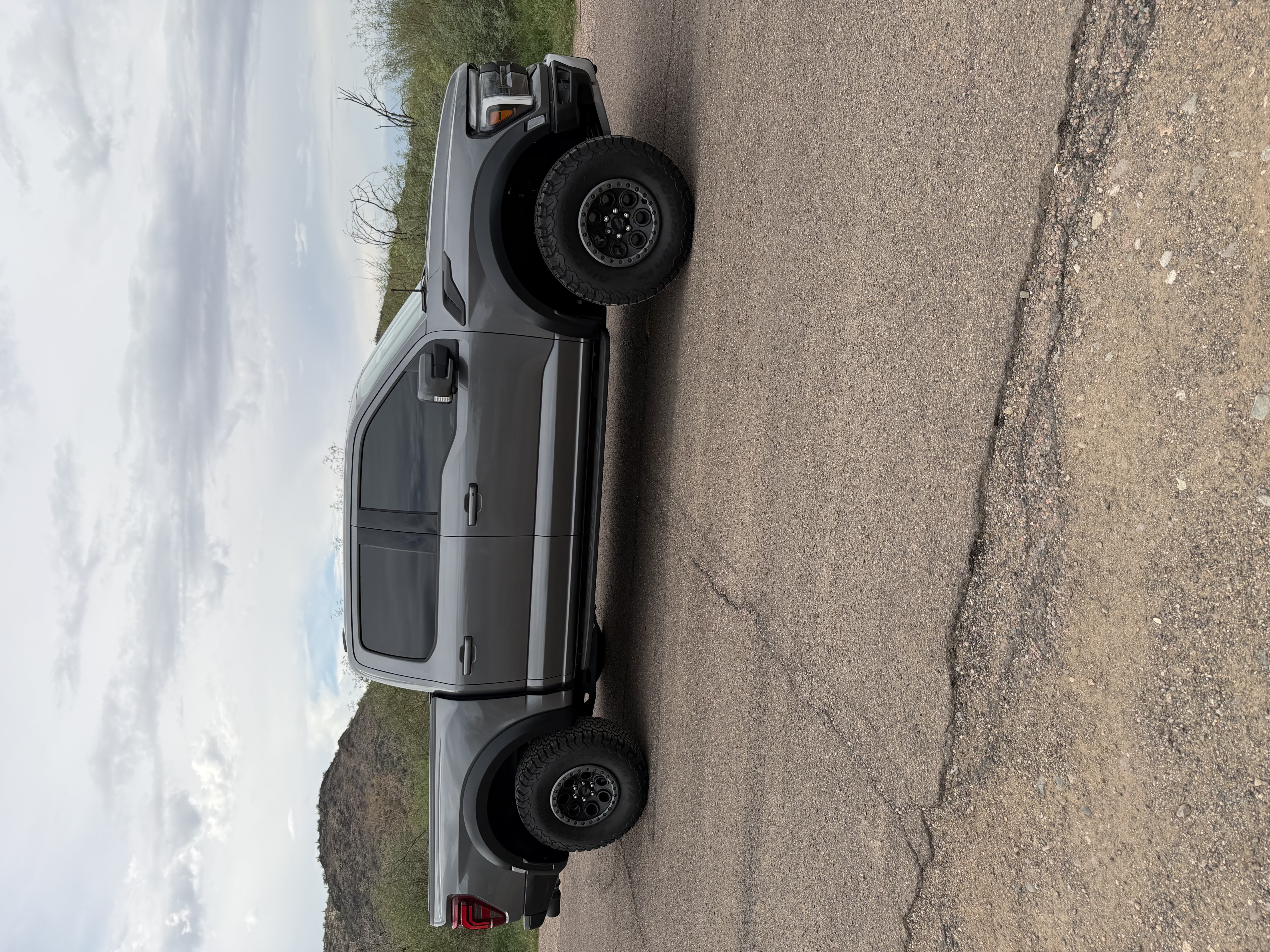 Used 2025 Ford F150 Raptor AWD/4WD image 5