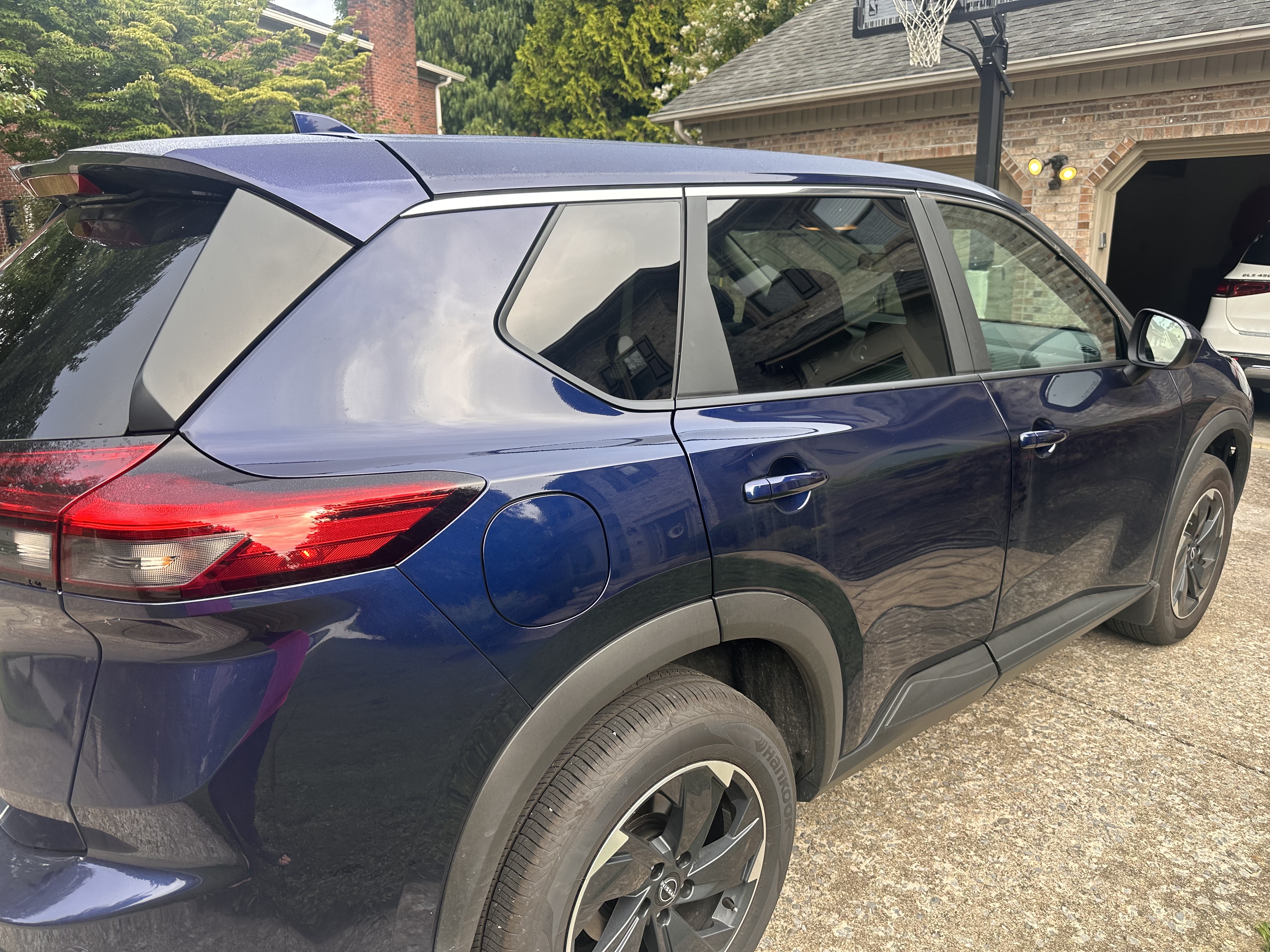 Used 2026 Nissan Rogue SV w/ Cold Weather Package AWD/4WD image 5