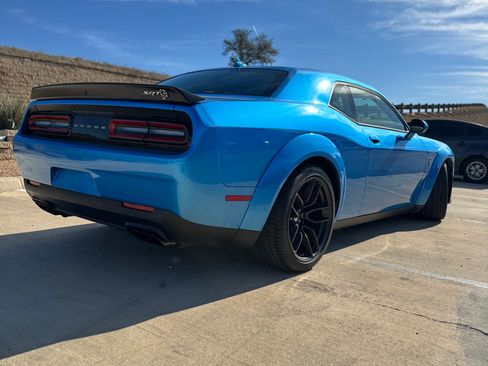 Used 2023 Dodge Challenger SRT Hellcat w/ Driver Convenience Group RWD image 6