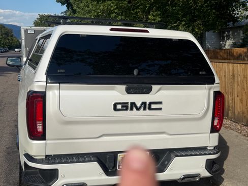 Used 2022 GMC Sierra 1500 Denali image 16