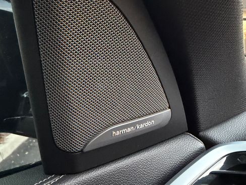 Used 2021 BMW X5 M50i w/ Executive Package image 17