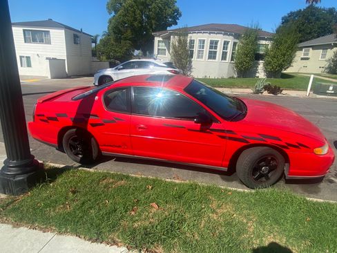 Used 2001 Chevrolet Monte Carlo LS w/ Preferred Equipment Group 1 image 4