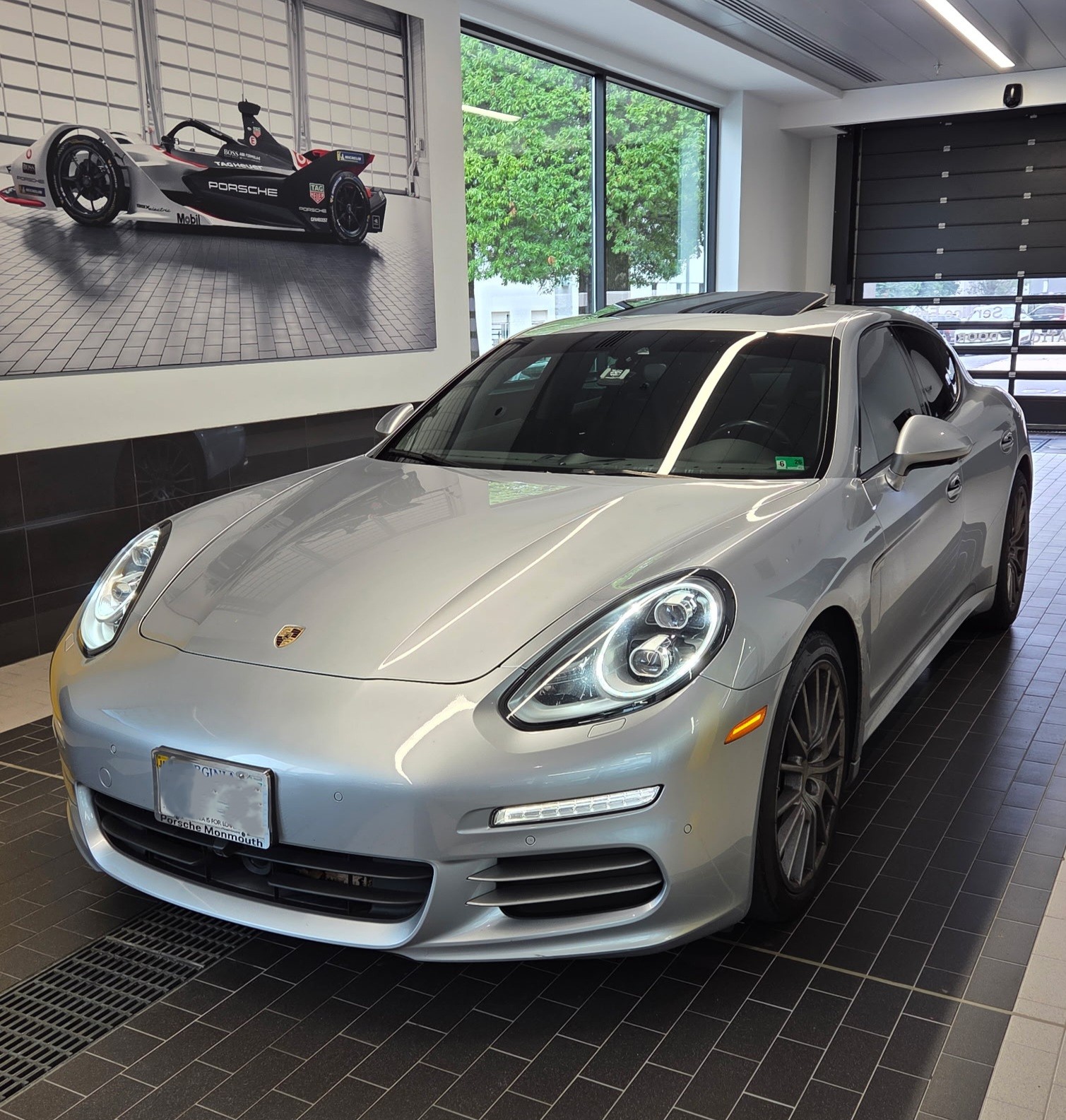 Used 2016 Porsche Panamera 4 Edition AWD/4WD image 1
