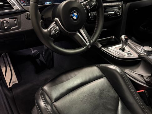Used 2018 BMW M4 Coupe RWD image 26